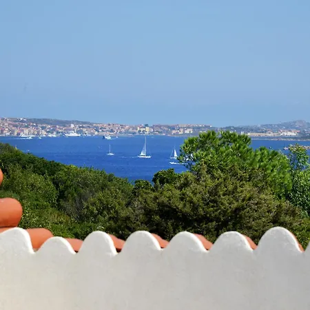 Ibiscus Villa *